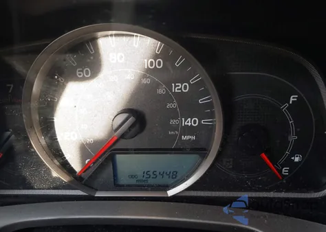 2015 Toyota Rav4 Xle z USA, uszkodzony, nr VIN JTMWFREV3FJ055837